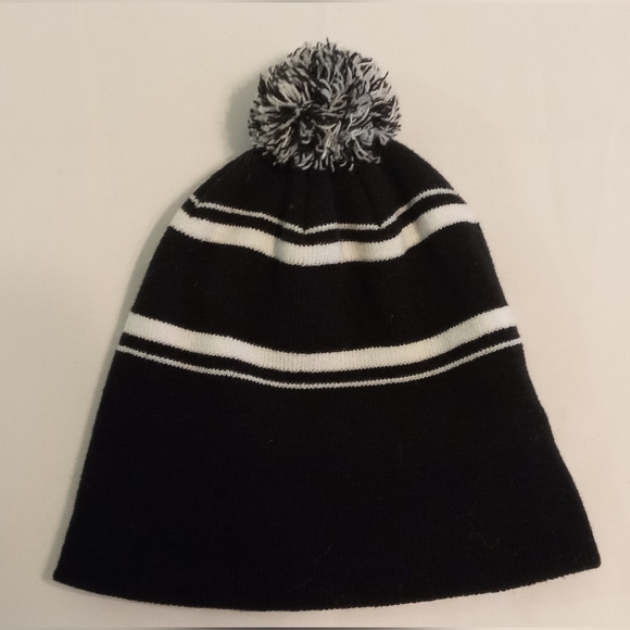 Body Armor beanie - Picture 3 of 4